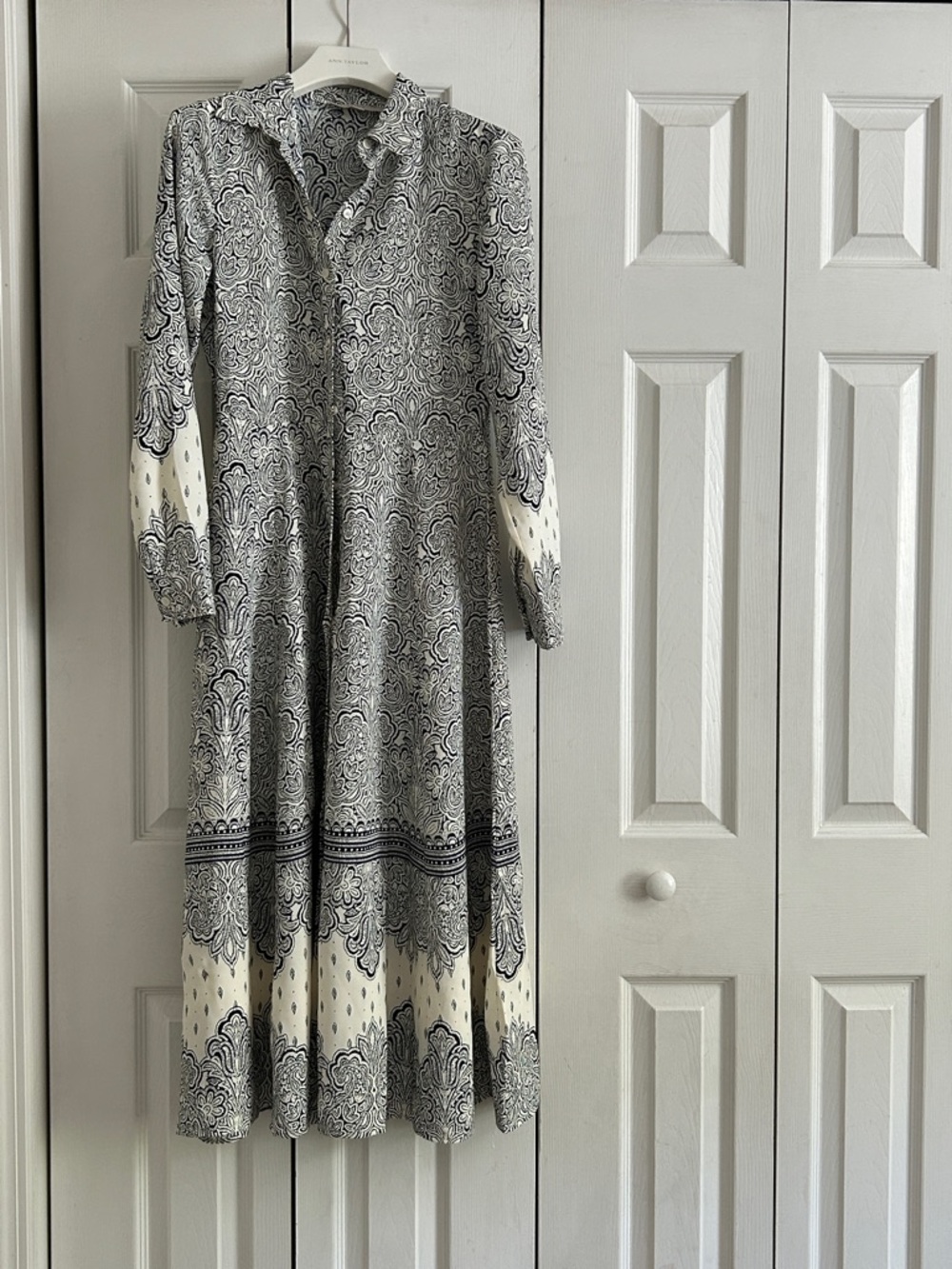 LOFT Black and White Paisley Long Sleeve Midi Dress